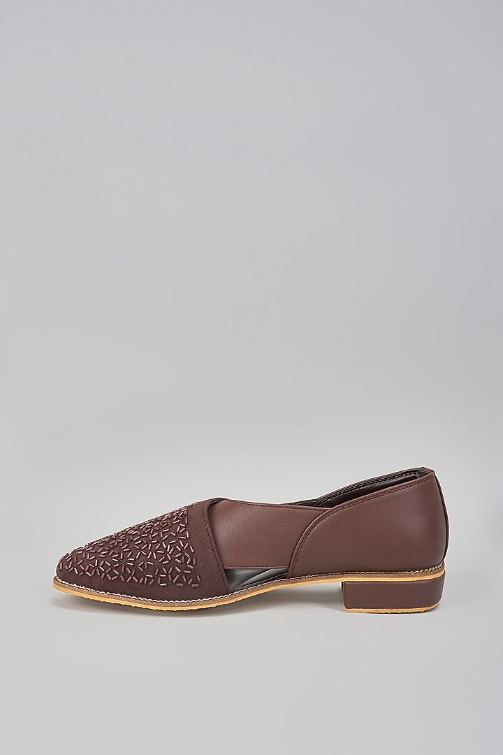 Brown Satin Cutbead Work Slip-On Peshwari by RNG Safawala Men at Pernia's Pop Up Shop