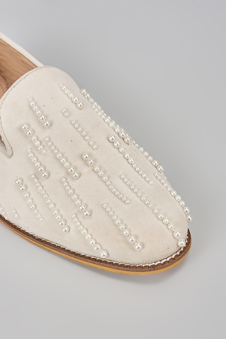 Off-White Suede Pearl Hand Embroidered Loafers by RNG Safawala Men at Pernia's Pop Up Shop