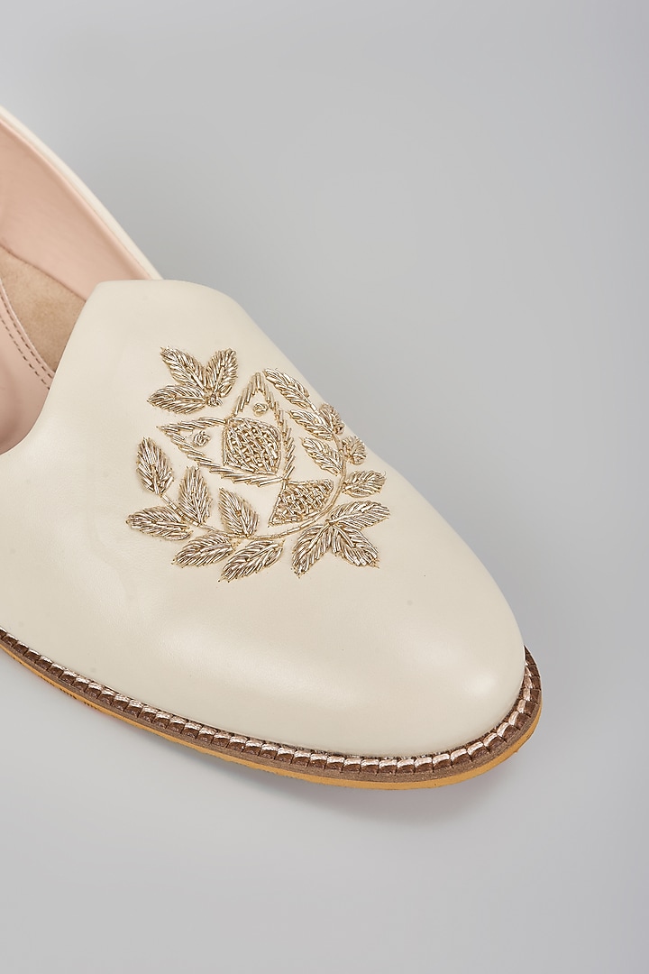 Off-White Suede Hand Embroidered Loafers by RNG Safawala Men at Pernia's Pop Up Shop