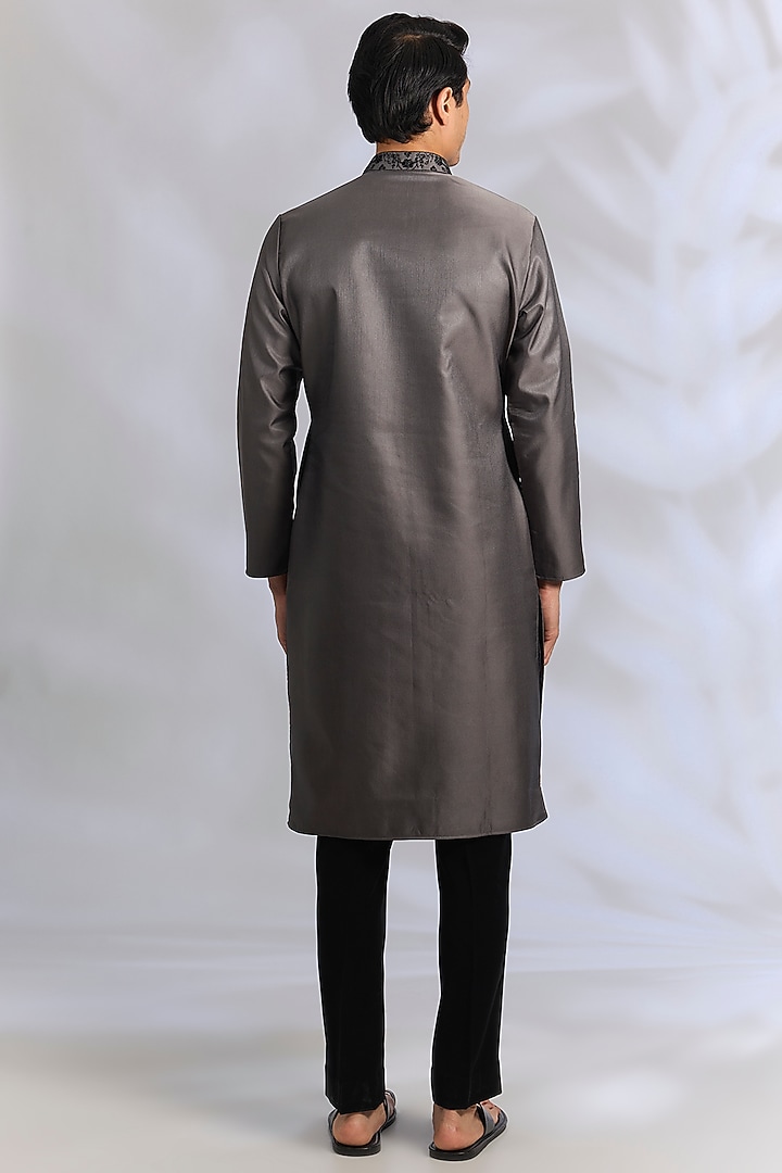 Grey Cotton Silk Cutdana Embroidered Ombre Kurta Set by RNG Safawala Men at Pernia's Pop Up Shop