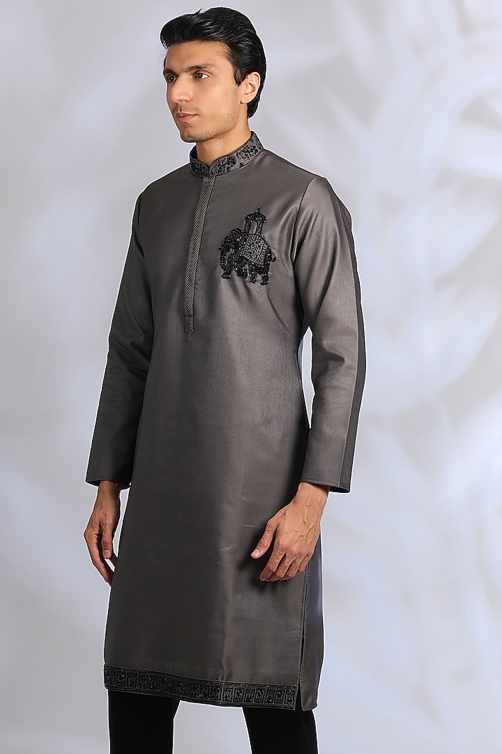 Grey Cotton Silk Cutdana Embroidered Ombre Kurta Set by RNG Safawala Men at Pernia's Pop Up Shop