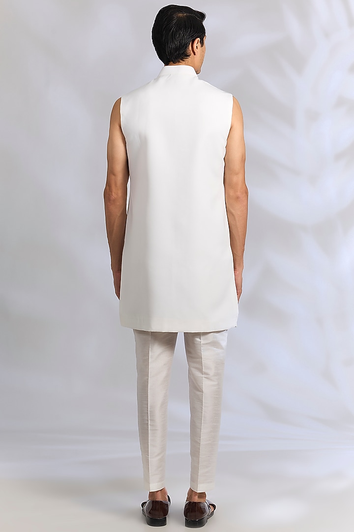 Off-White French Terry Cutdana Embroidered Wedding Indowestern Set by RNG Safawala Men at Pernia's Pop Up Shop