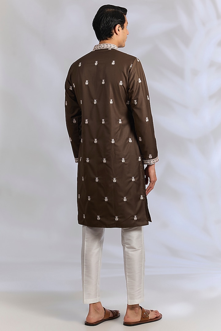 Brown Cotton Silk Sequins Embroidered Kurta Set by RNG Safawala Men at Pernia's Pop Up Shop
