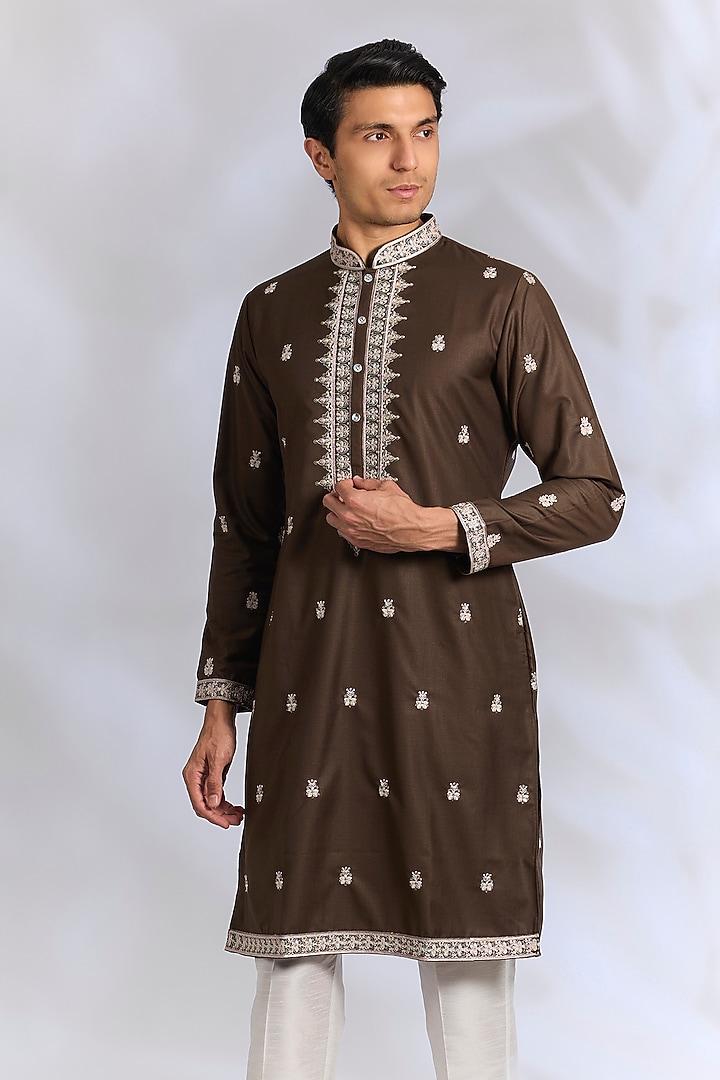 Brown Cotton Silk Sequins Embroidered Kurta Set by RNG Safawala Men at Pernia's Pop Up Shop