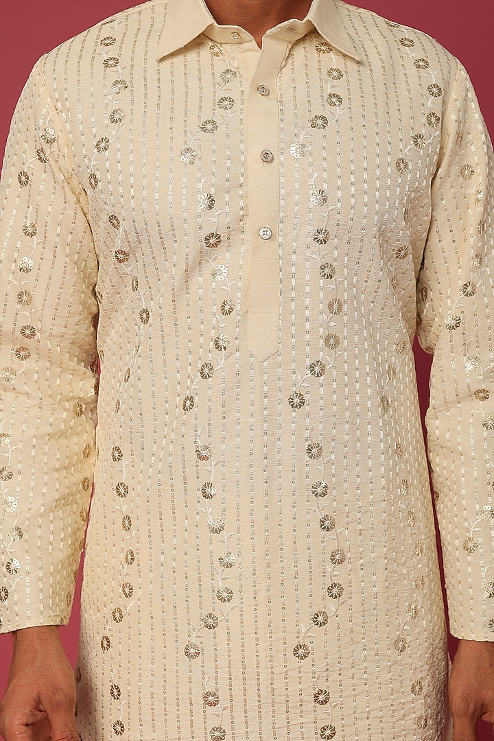 Beige Cotton Linen Embroidered Kurta Set by RNG Safawala Men at Pernia's Pop Up Shop