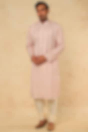Blush Pink Embroidered Kurta Set by RNG Safawala Men at Pernia's Pop Up Shop