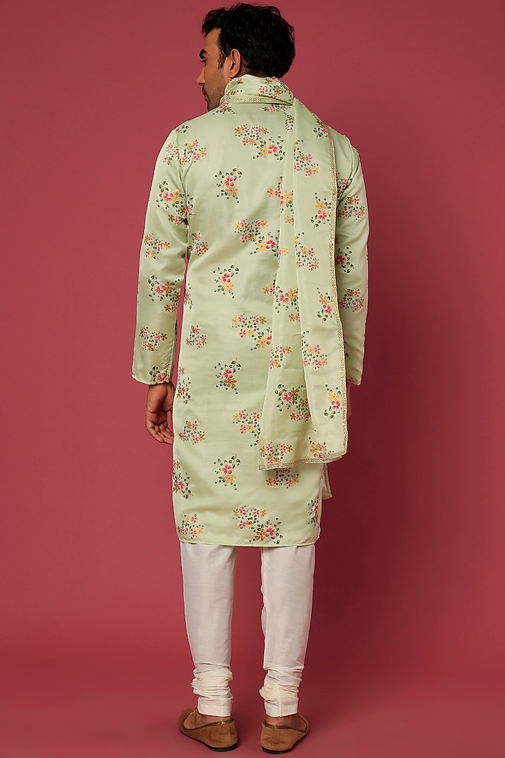 Pista Green Cotton Silk Floral Embroidered Kurta Set by RNG Safawala Men at Pernia's Pop Up Shop