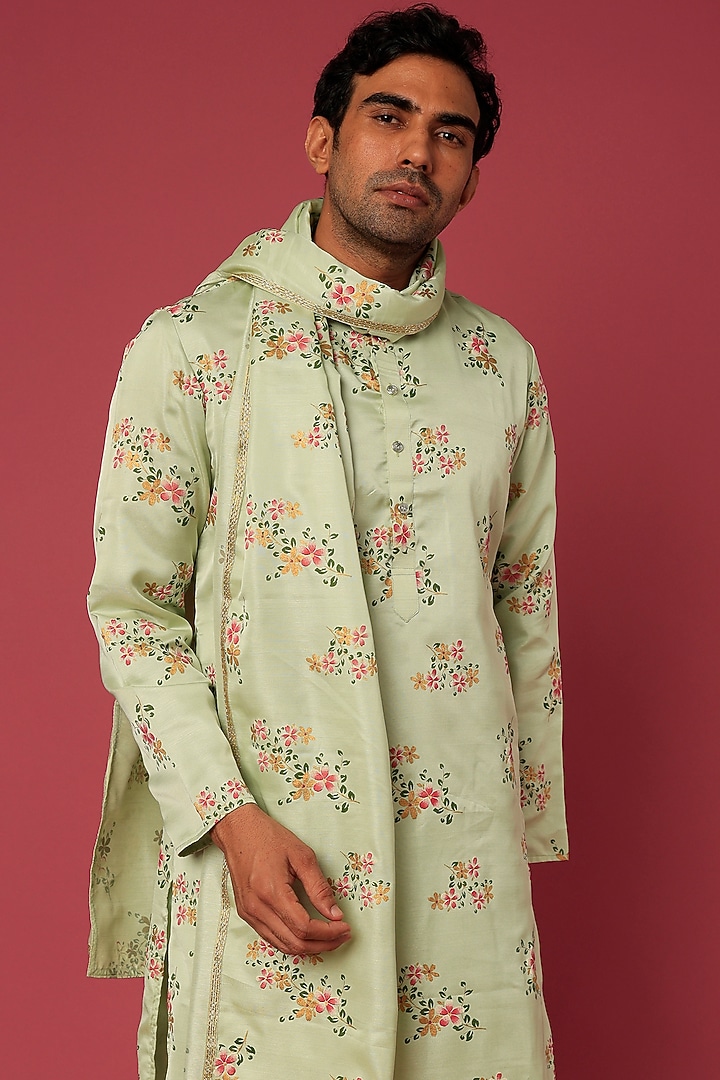 Pista Green Cotton Silk Floral Embroidered Kurta Set by RNG Safawala Men at Pernia's Pop Up Shop