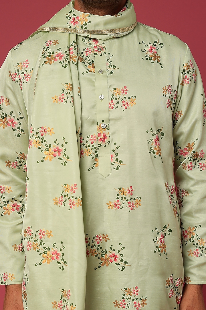 Pista Green Cotton Silk Floral Embroidered Kurta Set by RNG Safawala Men at Pernia's Pop Up Shop