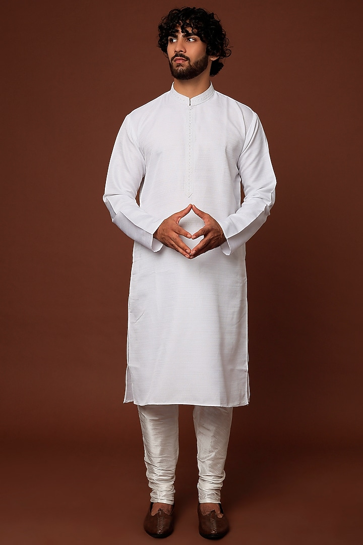 Ivory Cotton Sequins Embroidered Kurta Set by RNG Safawala Men at Pernia's Pop Up Shop