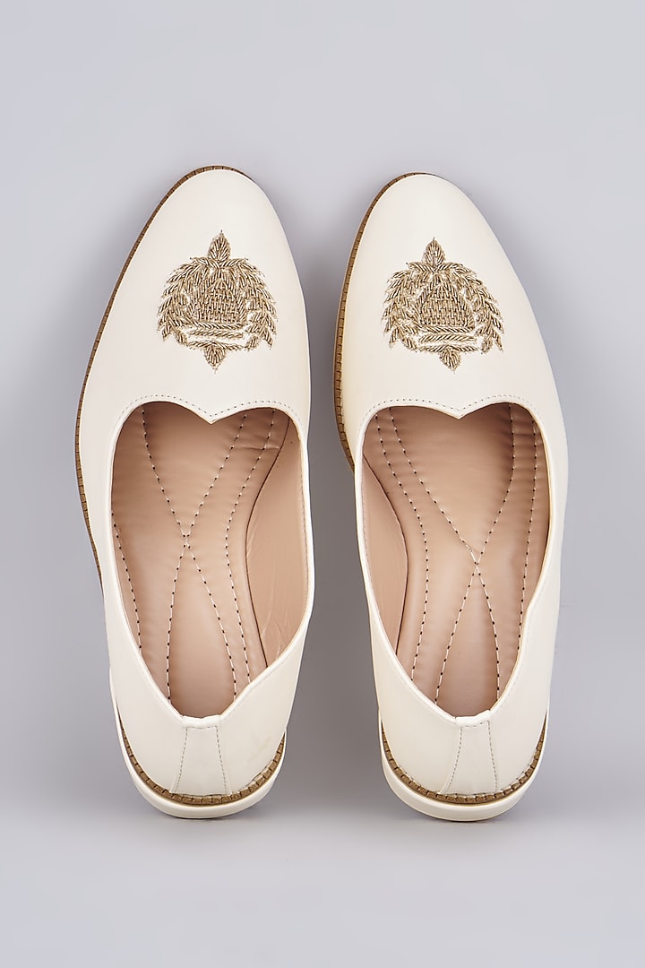 White Leather Embroidered Juttis by RNG Safawala Men