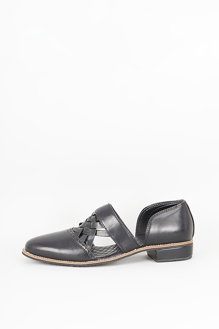 Black Leather Handcrafted Mules by RNG Safawala Men at Pernia's Pop Up Shop