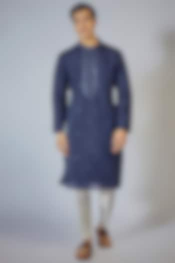 Royal Blue Cotton Silk Embroidered Kurta Set by RNG Safawala Men at Pernia's Pop Up Shop