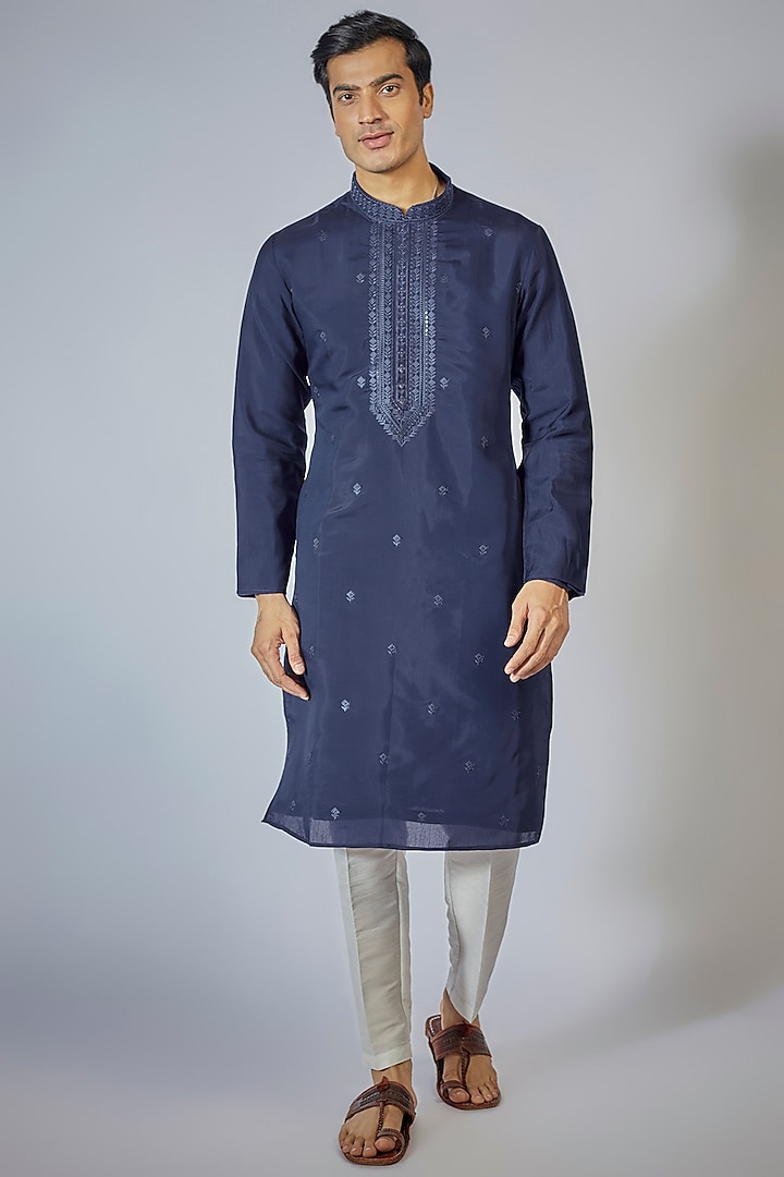 Royal Blue Cotton Silk Embroidered Kurta Set by RNG Safawala Men at Pernia's Pop Up Shop