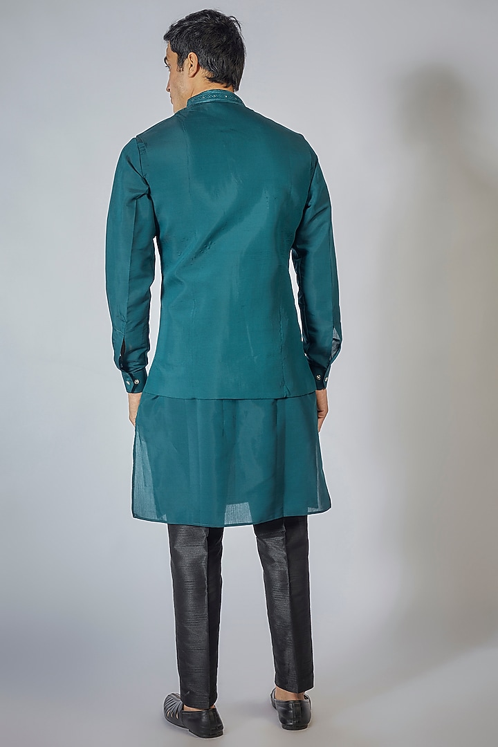 Blue Raw Silk Embroidered Bundi Jacket Set by RNG Safawala Men at Pernia's Pop Up Shop