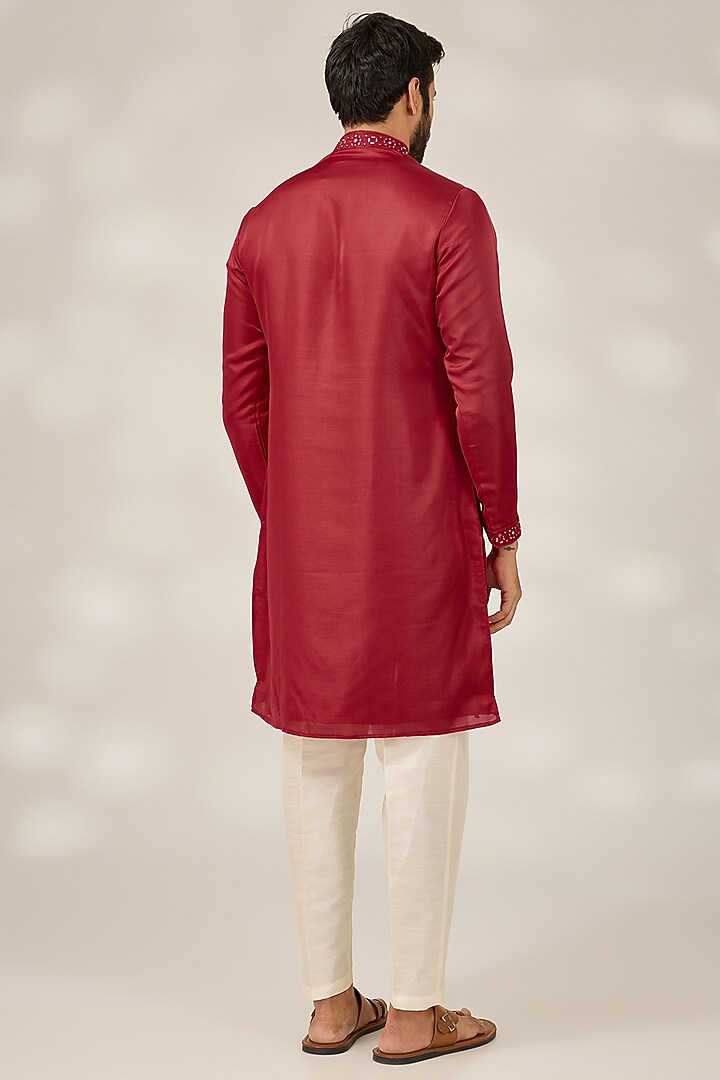Cherry Red Slub Silk Mirror Embroidered Kurta Set by RNG Safawala Men at Pernia's Pop Up Shop
