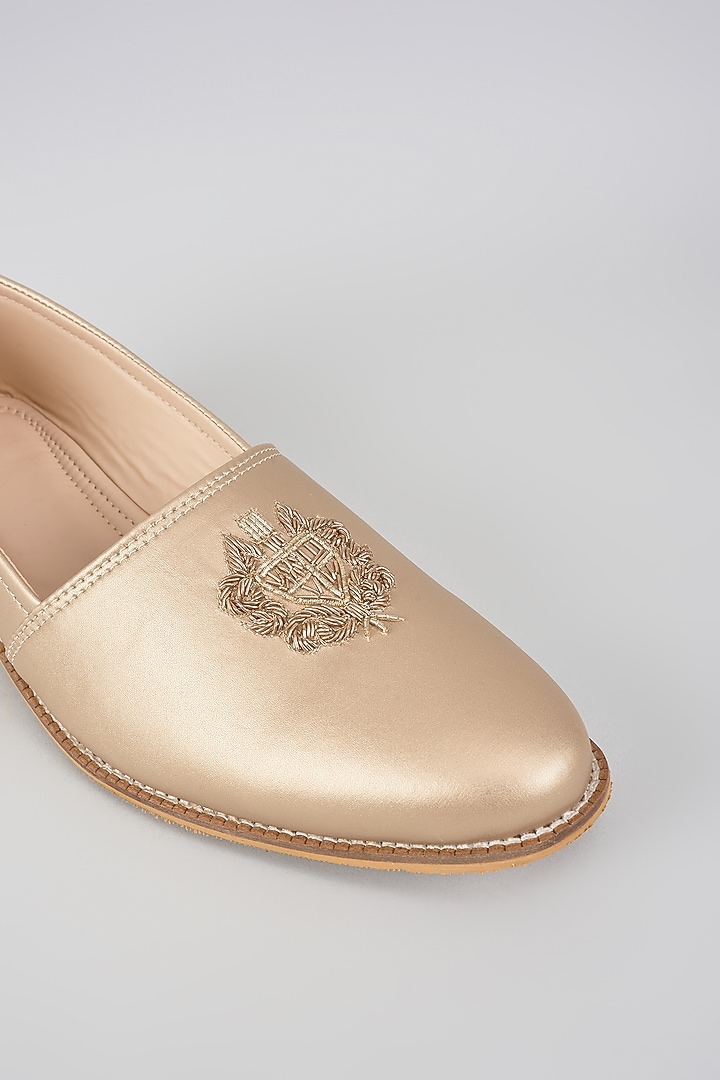 Muted Golden Artificial Leather Zari Embroidered Juttis by RNG Safawala Men at Pernia's Pop Up Shop