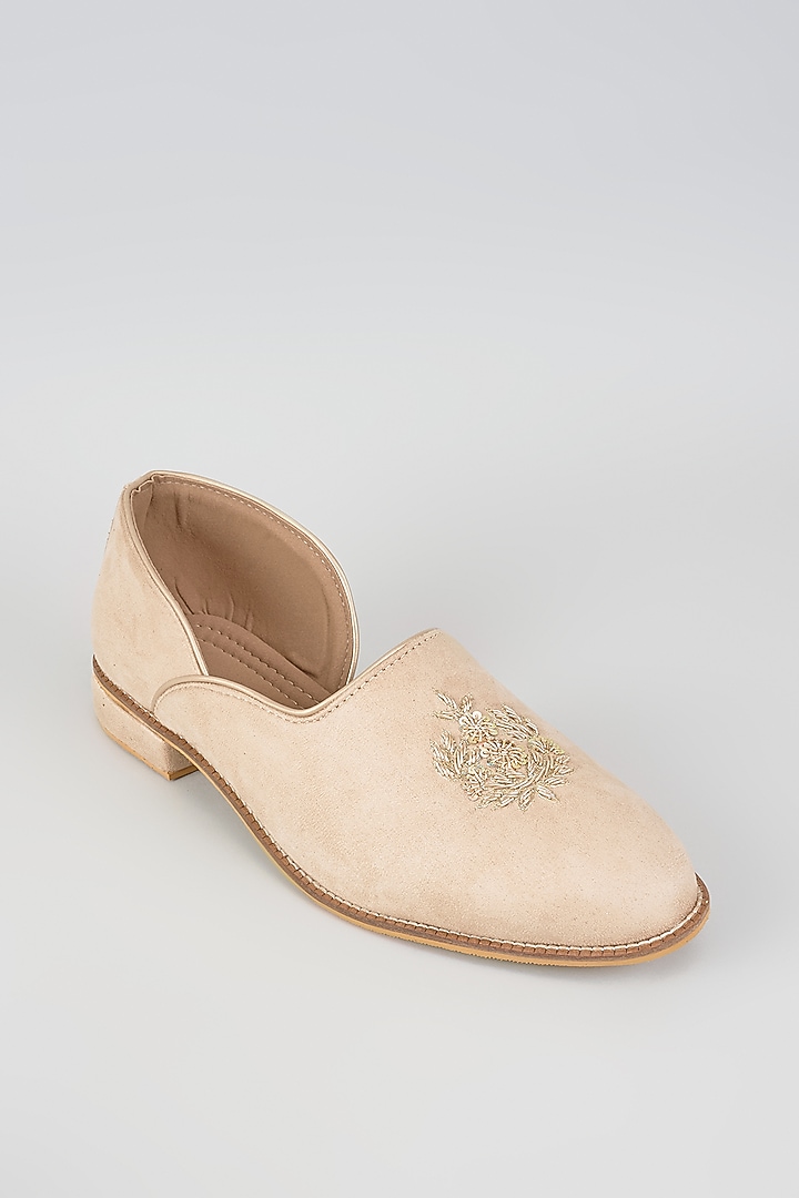 Blush Pink Suede Velvet Zari Embroidered Juttis by RNG Safawala Men at Pernia's Pop Up Shop