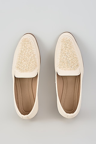 Off-White Suede Velvet Cutdana & Bead Embroidered Juttis by RNG Safawala Men