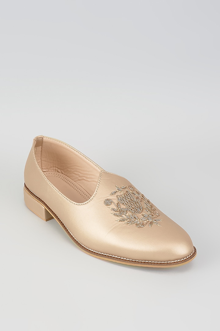 Bronze Golden Artificial Leather Zari Embroidered Juttis by RNG Safawala Men at Pernia's Pop Up Shop