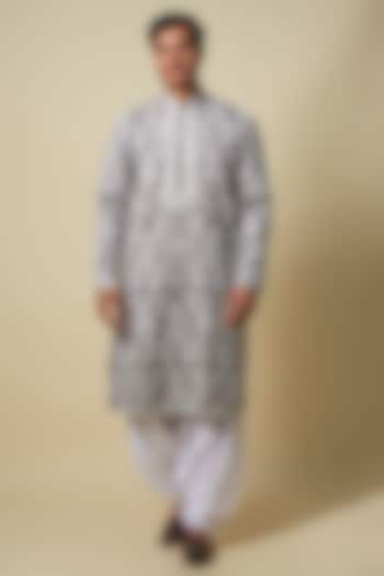 Grey Muslin Silk Dori Embroidered Kurta Set by RNG Safawala Men at Pernia's Pop Up Shop