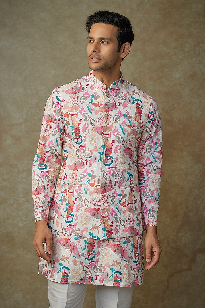 Off-White Cotton Silk Printed Bundi Jacket Set by RNG Safawala Men at Pernia's Pop Up Shop