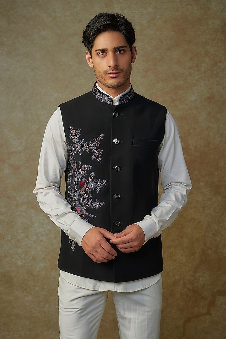 Black Terry Silk Resham Embroidered Nehru Jacket by RNG Safawala Men at Pernia's Pop Up Shop