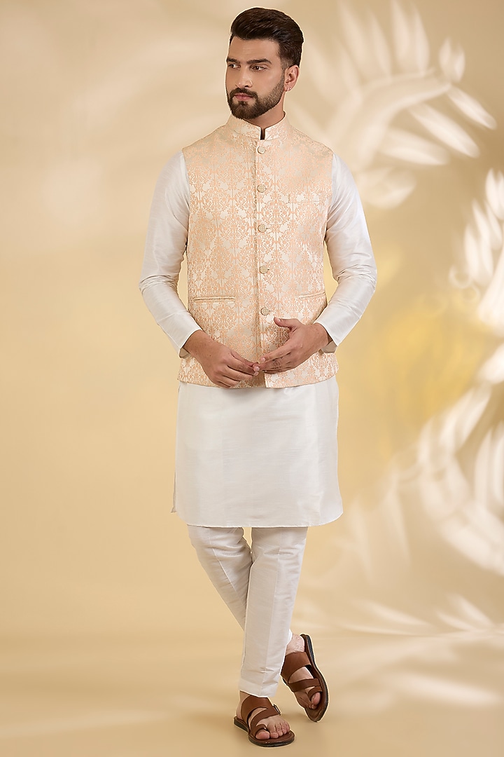 Peach Brocade Silk Printed Bundi Jacket by RNG Safawala Men at Pernia's Pop Up Shop