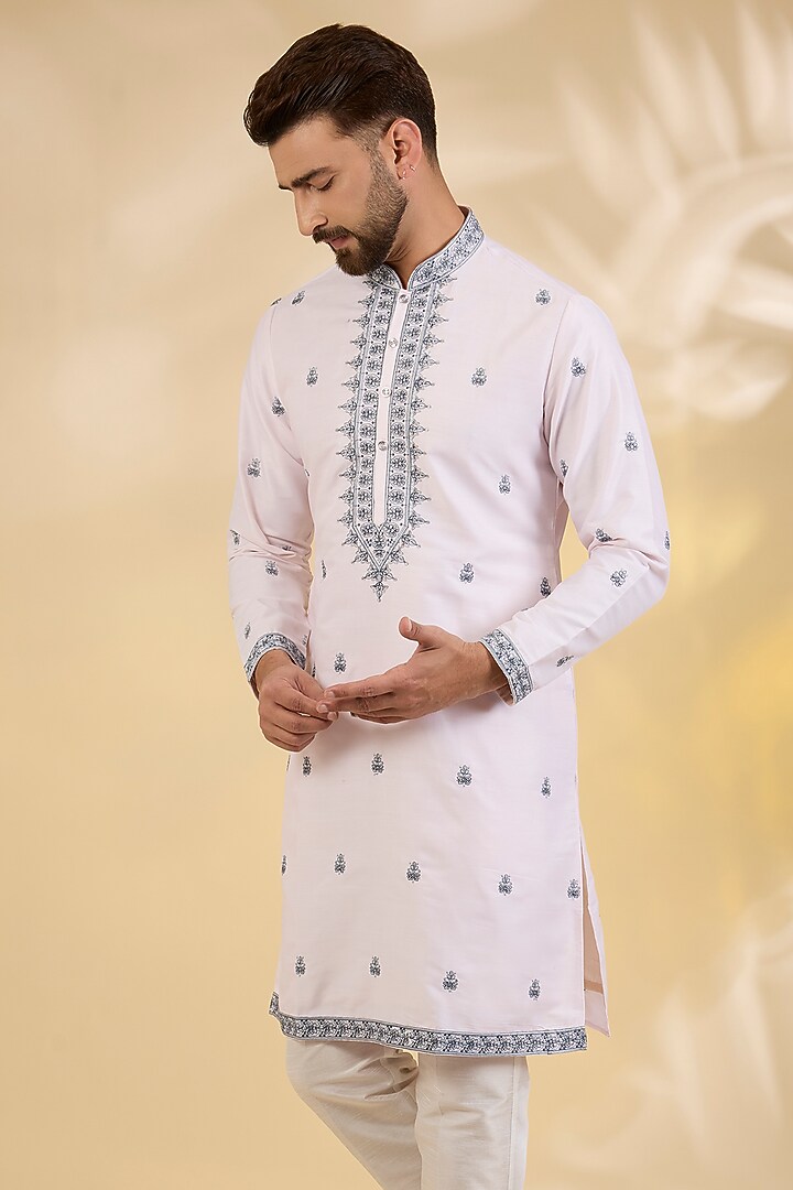 Pink Cotton Silk Thread Embroidered Kurta Set by RNG Safawala Men at Pernia's Pop Up Shop