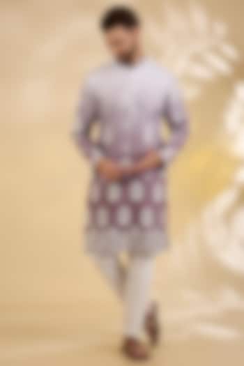 Mauve Ombre Silk Resham Embroidered Kurta Set by RNG Safawala Men at Pernia's Pop Up Shop
