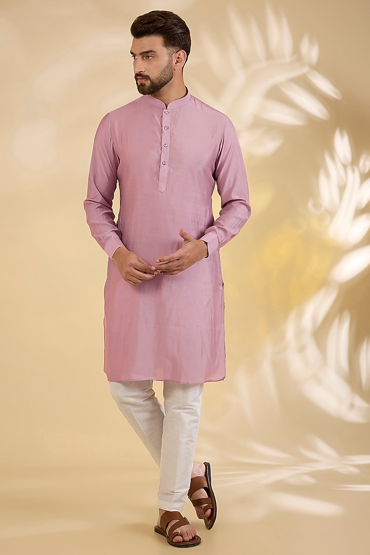 Pink Raw Silk Zari Embroidered Ombre Bundi Jacket Set by RNG Safawala Men at Pernia's Pop Up Shop