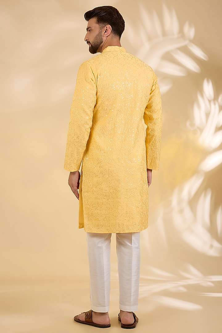 Yellow Cotton Silk Chikankari Embroidered Kurta Set by RNG Safawala Men at Pernia's Pop Up Shop