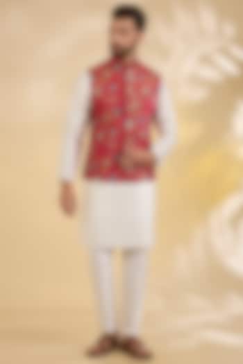 Red Raw Silk Floral Printed Bundi Jacket Set by RNG Safawala Men at Pernia's Pop Up Shop