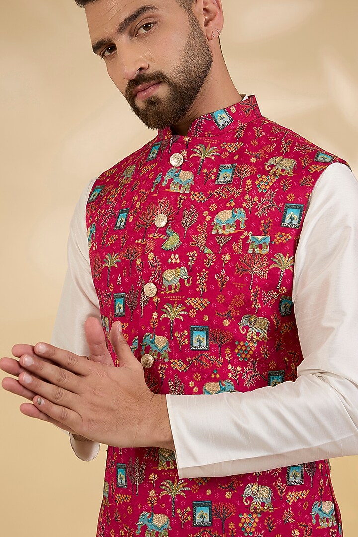 Red Raw Silk Floral Printed Bundi Jacket Set by RNG Safawala Men at Pernia's Pop Up Shop