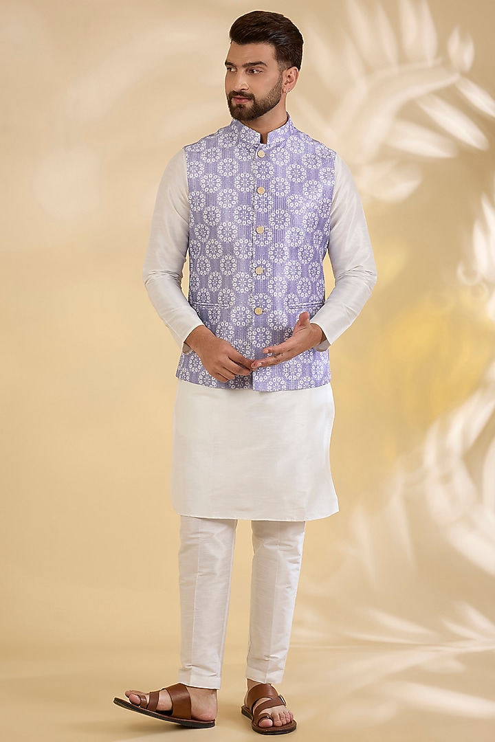 Lilac Raw Silk Floral Printed Bundi Jacket by RNG Safawala Men at Pernia's Pop Up Shop