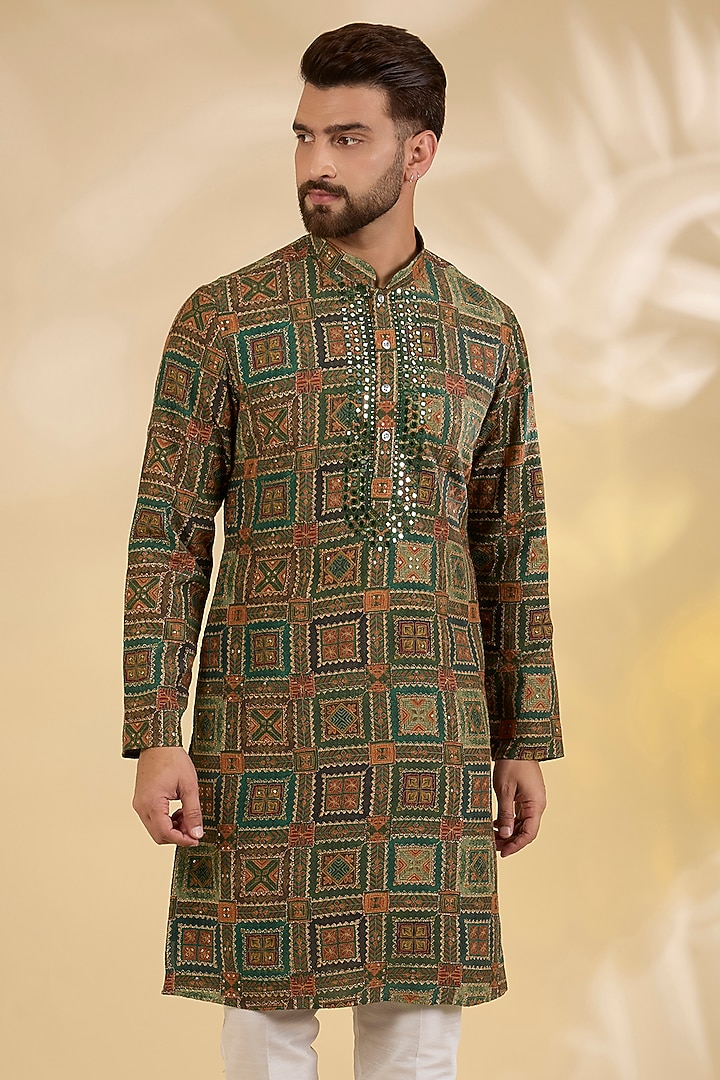 Green Muslin Silk Mirror Work Kalamkari Kurta Set by RNG Safawala Men at Pernia's Pop Up Shop