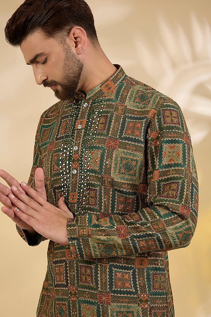 Green Muslin Silk Mirror Work Kalamkari Kurta Set by RNG Safawala Men at Pernia's Pop Up Shop