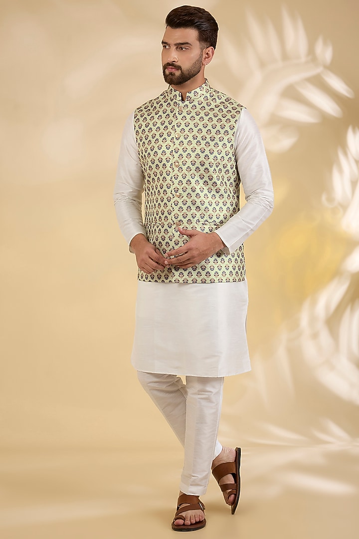Beige Raw Silk Floral Printed Bundi Jacket by RNG Safawala Men at Pernia's Pop Up Shop
