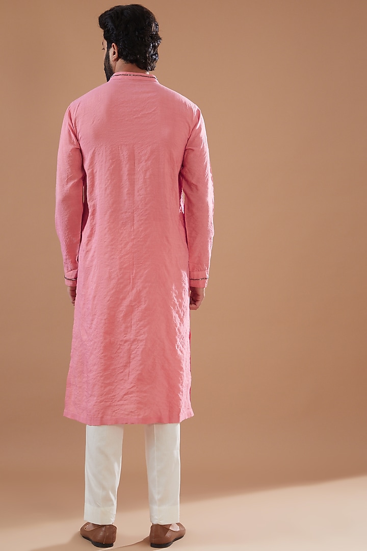 Pink Cotton Silk Embellished Kurta Set by Ritambh at Pernia's Pop Up Shop