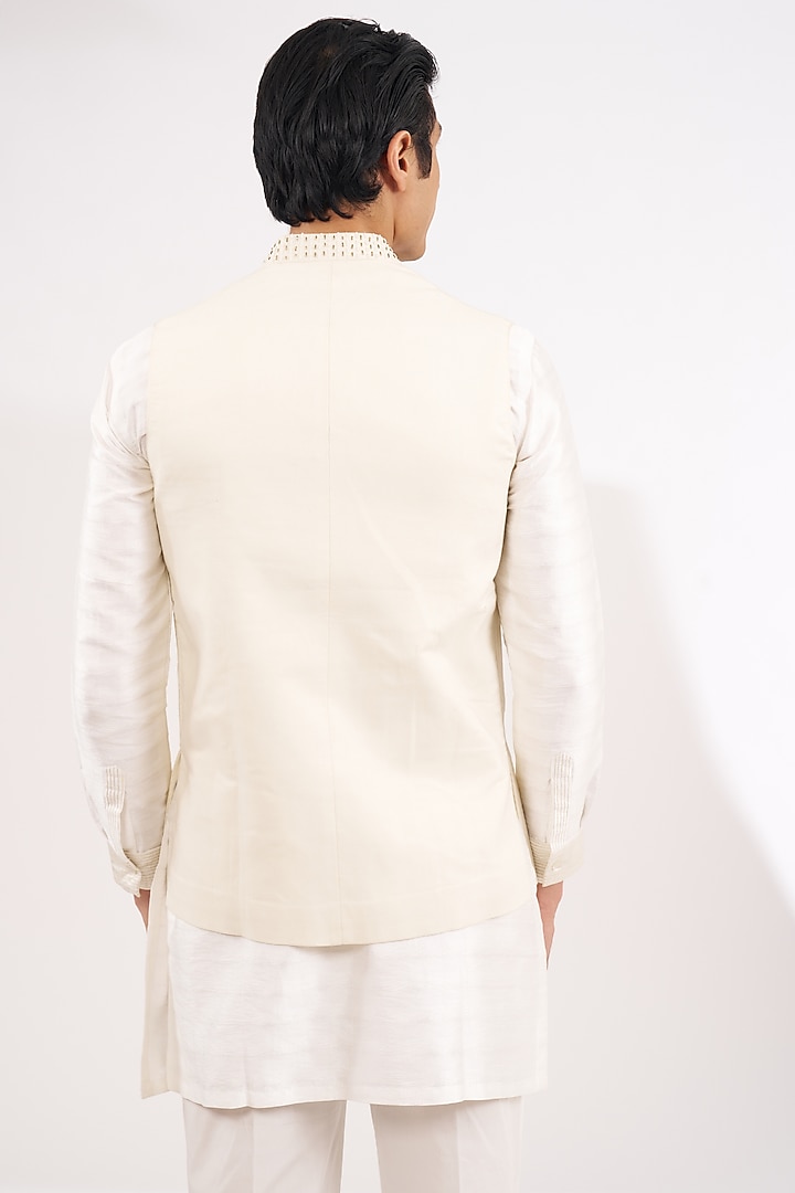 White Cotton Hand-Painted & Zari Embroidered Nehru Jacket by Ritambh at Pernia's Pop Up Shop