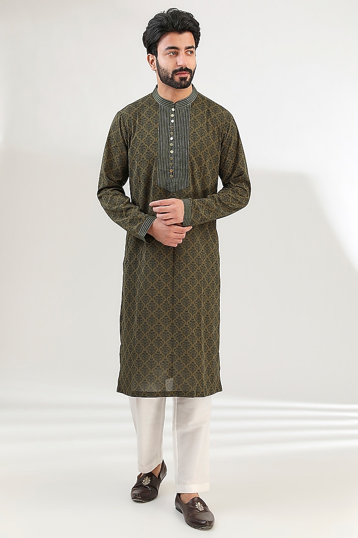 Green Georgette Printed & Zari Thread Work Kurta by Ritambh