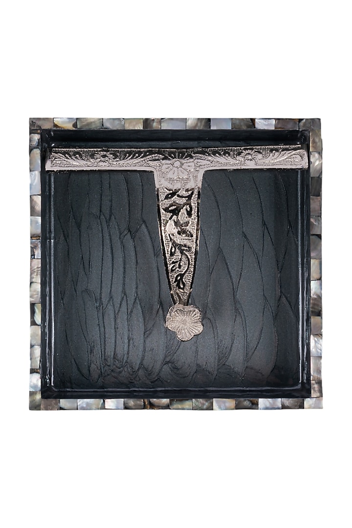 Black Wood & Mother Of Pearl Tissue Holder by Ratios