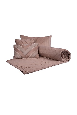Cream & Golden Cotton Cambric Bed Cover (Set of 6) by Ratios