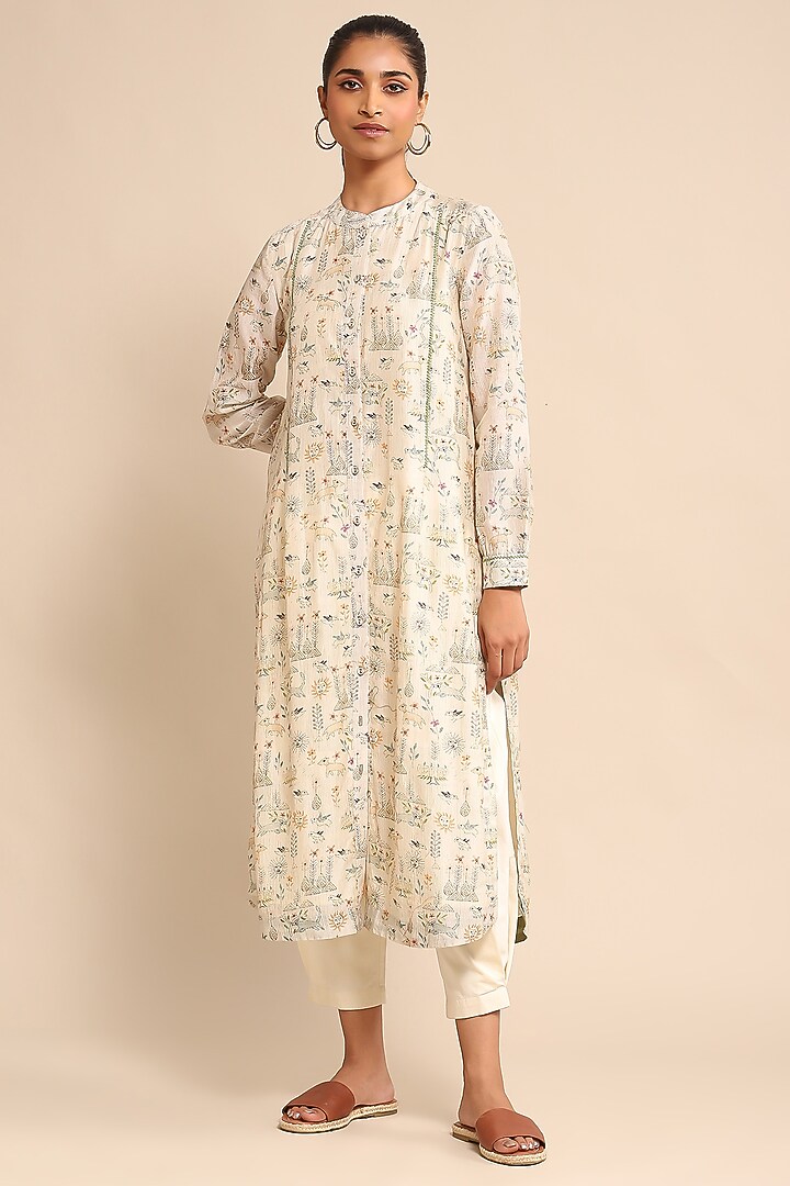 Off-White Cotton Silk & Chanderi Printed Kurta Set by Ritu Kumar at Pernia's Pop Up Shop
