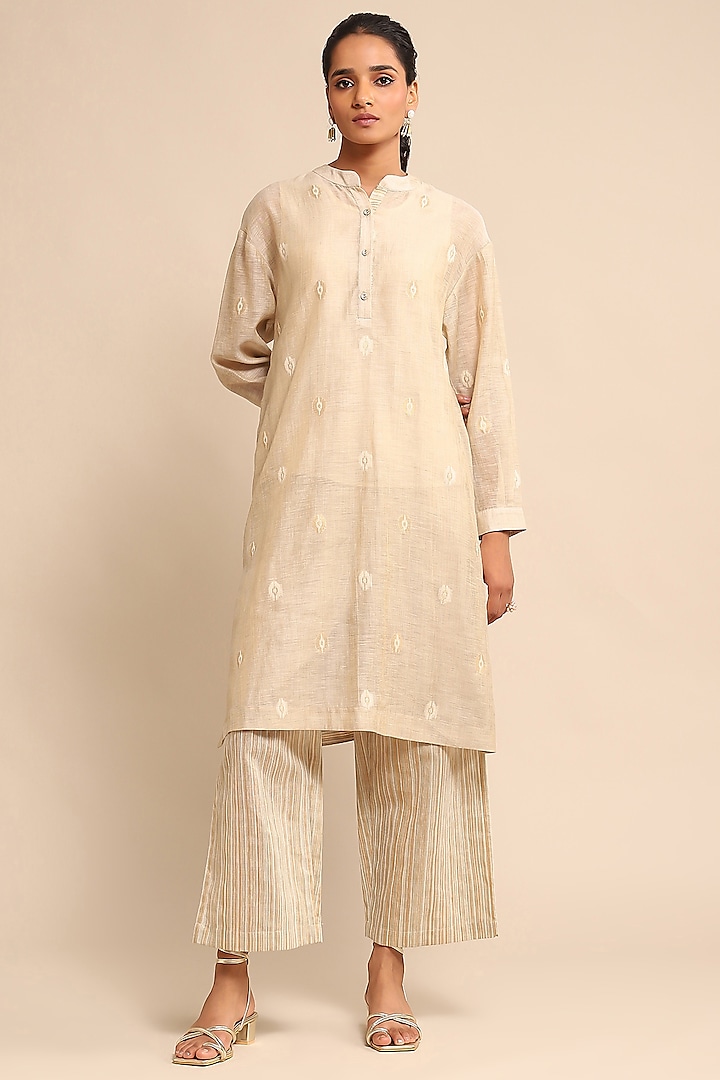 Beige Jacquard Chanderi Kurta Set by Ritu Kumar at Pernia's Pop Up Shop