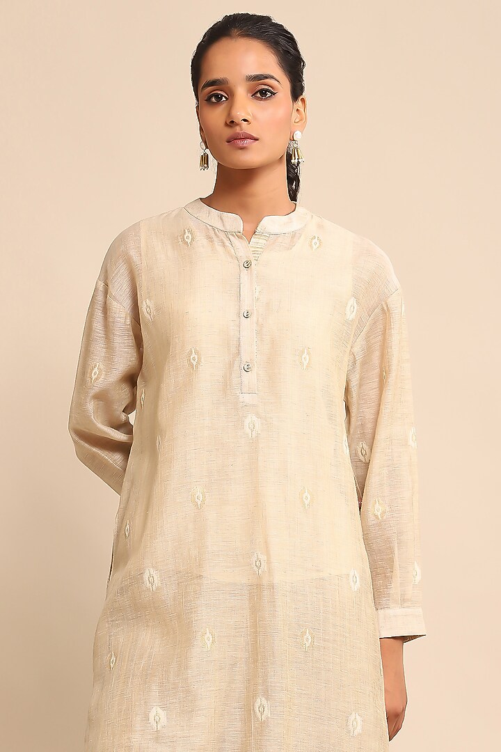 Beige Jacquard Chanderi Kurta Set by Ritu Kumar at Pernia's Pop Up Shop