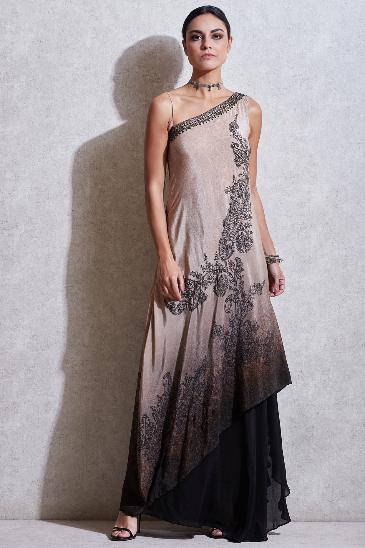 evening gowns by ritu kumar