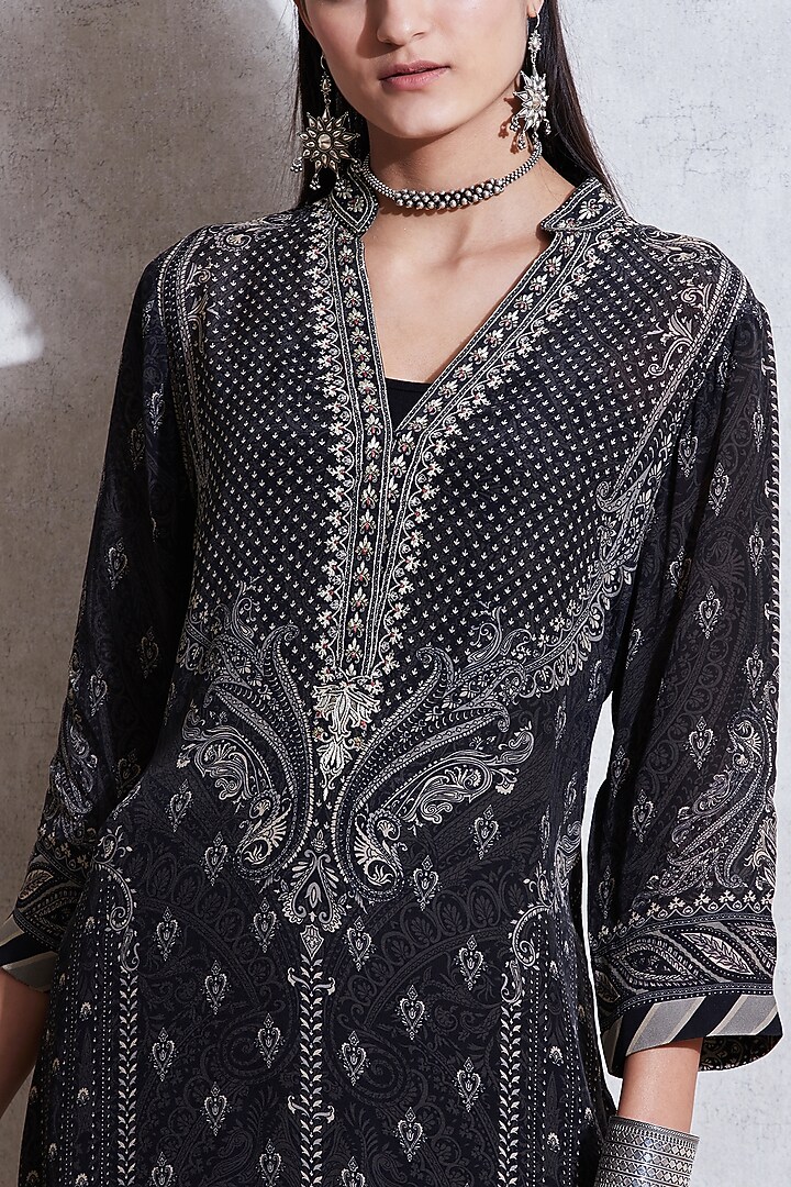 Black & Ivory Embroidered Kurta Set by Ritu Kumar at Pernia's Pop Up Shop