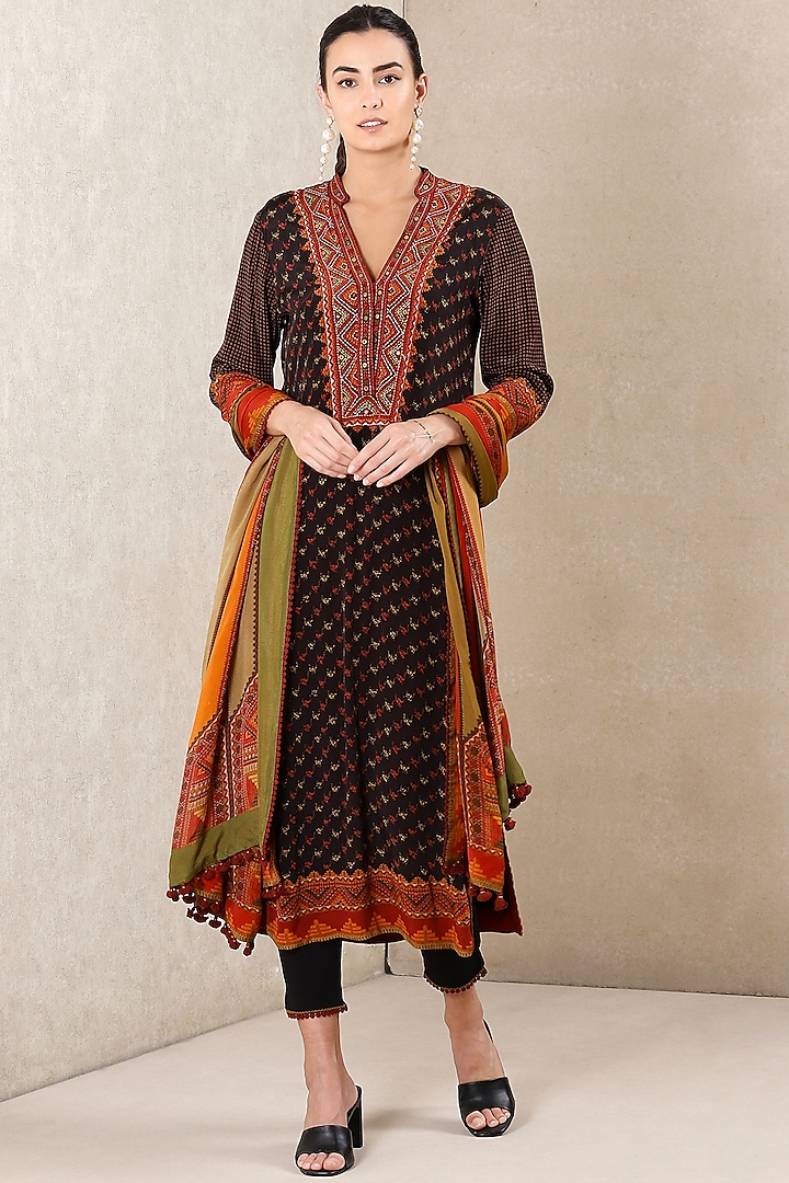 Black & Rust Red Printed Straight Kurta Set by Ritu Kumar at Pernia's Pop Up Shop