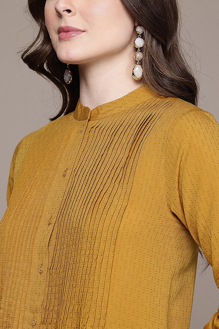 Yellow Cotton Viscose Dobby A-Line Kurta by Ritu Kumar at Pernia's Pop Up Shop